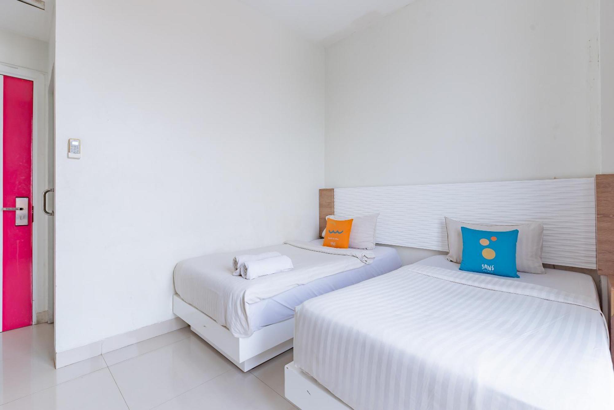 Sans Hotel Diemdi Kiaracondoong Bandung Exterior photo